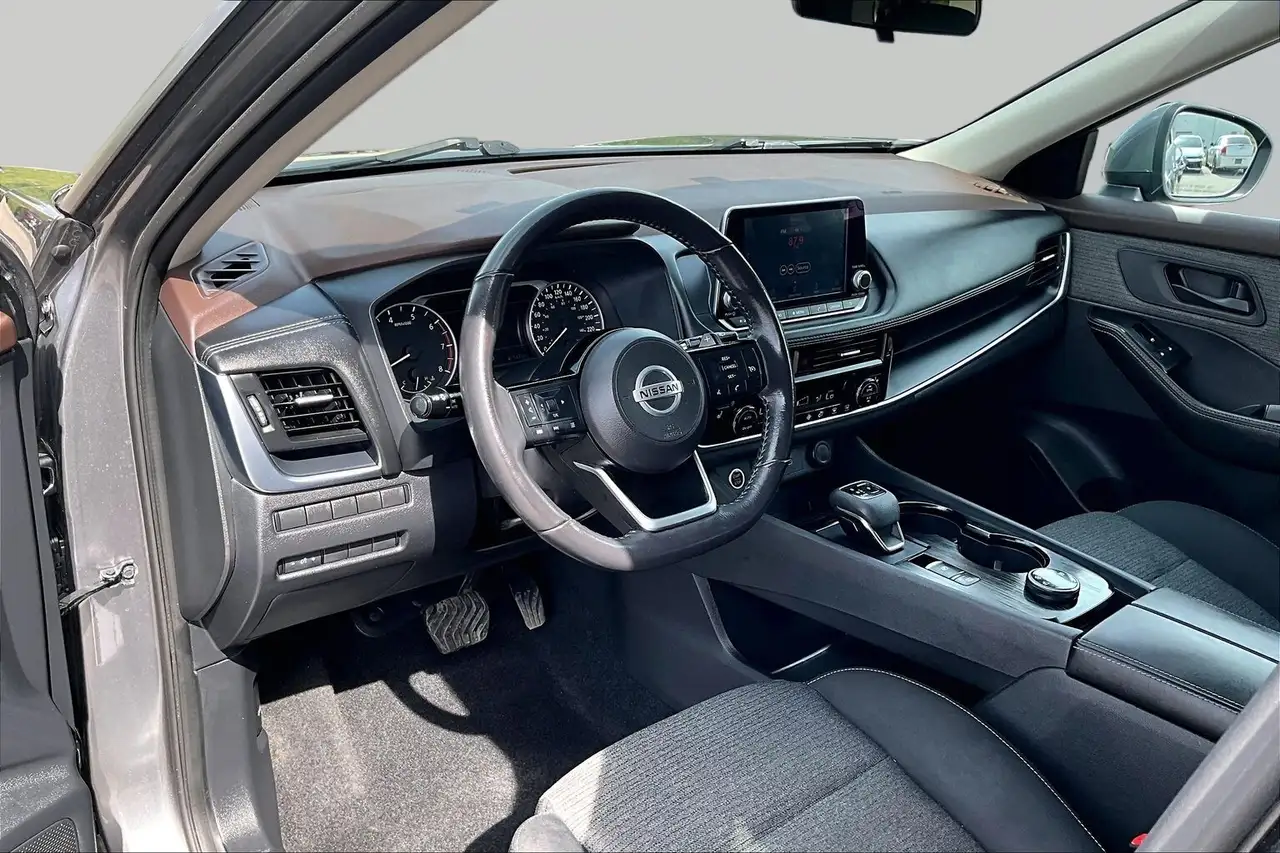 Nissan Rogue fotografie Nissan Rogue
