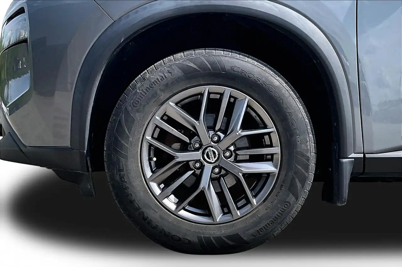 Nissan Rogue fotografie Nissan Rogue