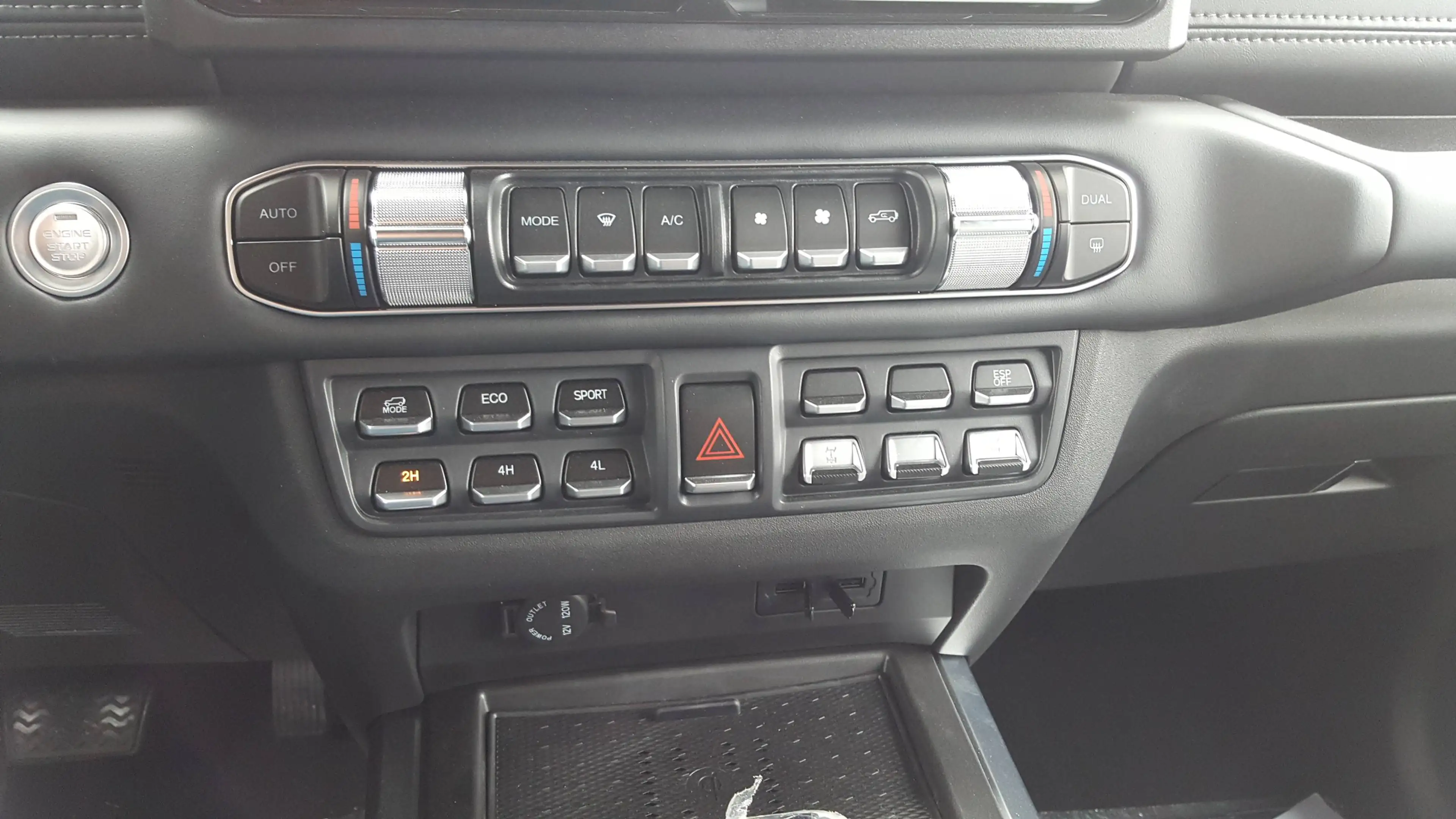 BAW 212 BAW 212 * Diesel * 8 Gang Automatik — photo 8