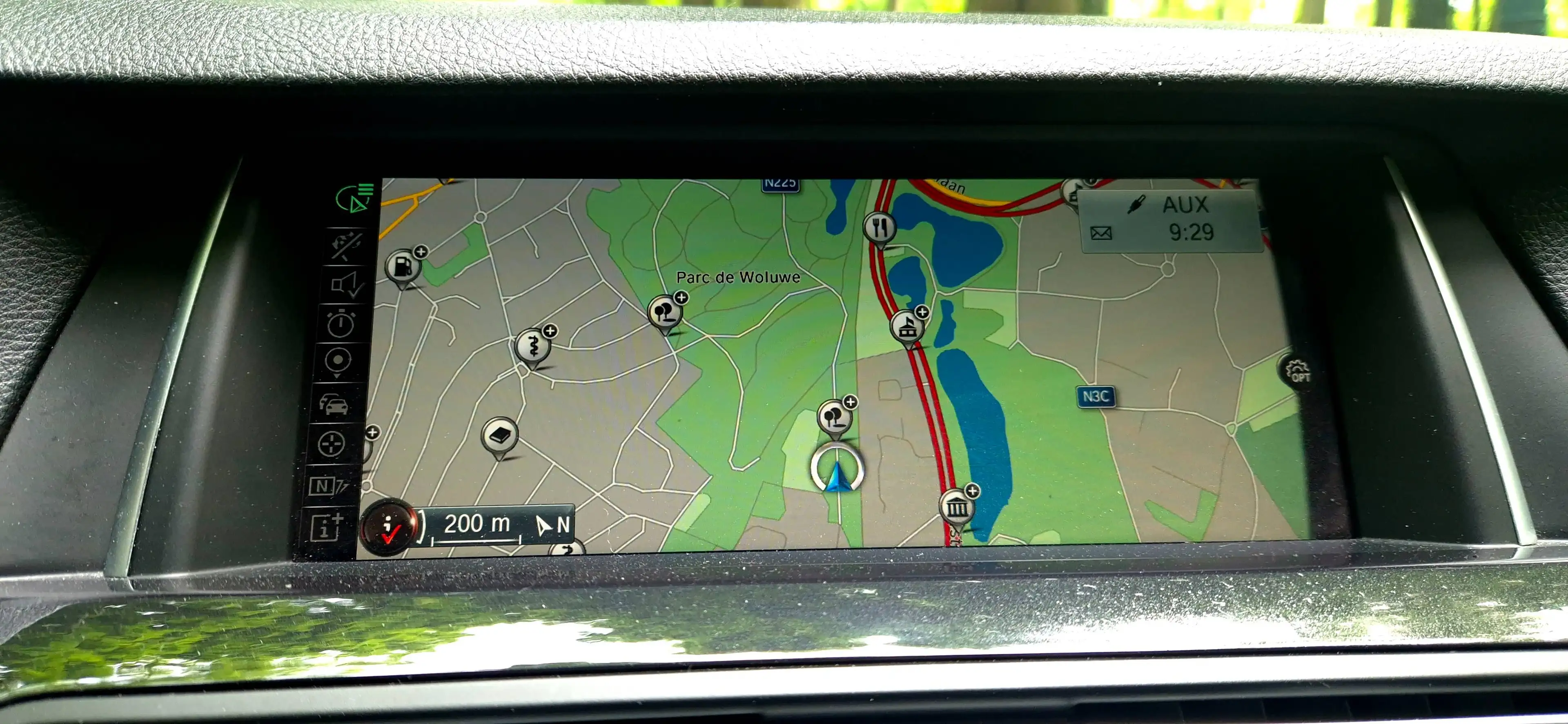 BMW 518 518 dA      EURO 6b  FULL OPTION    CT ET CAR PASS   GARANTIE 12 MOIS PRET A IMMATRICULATION — photo 5
