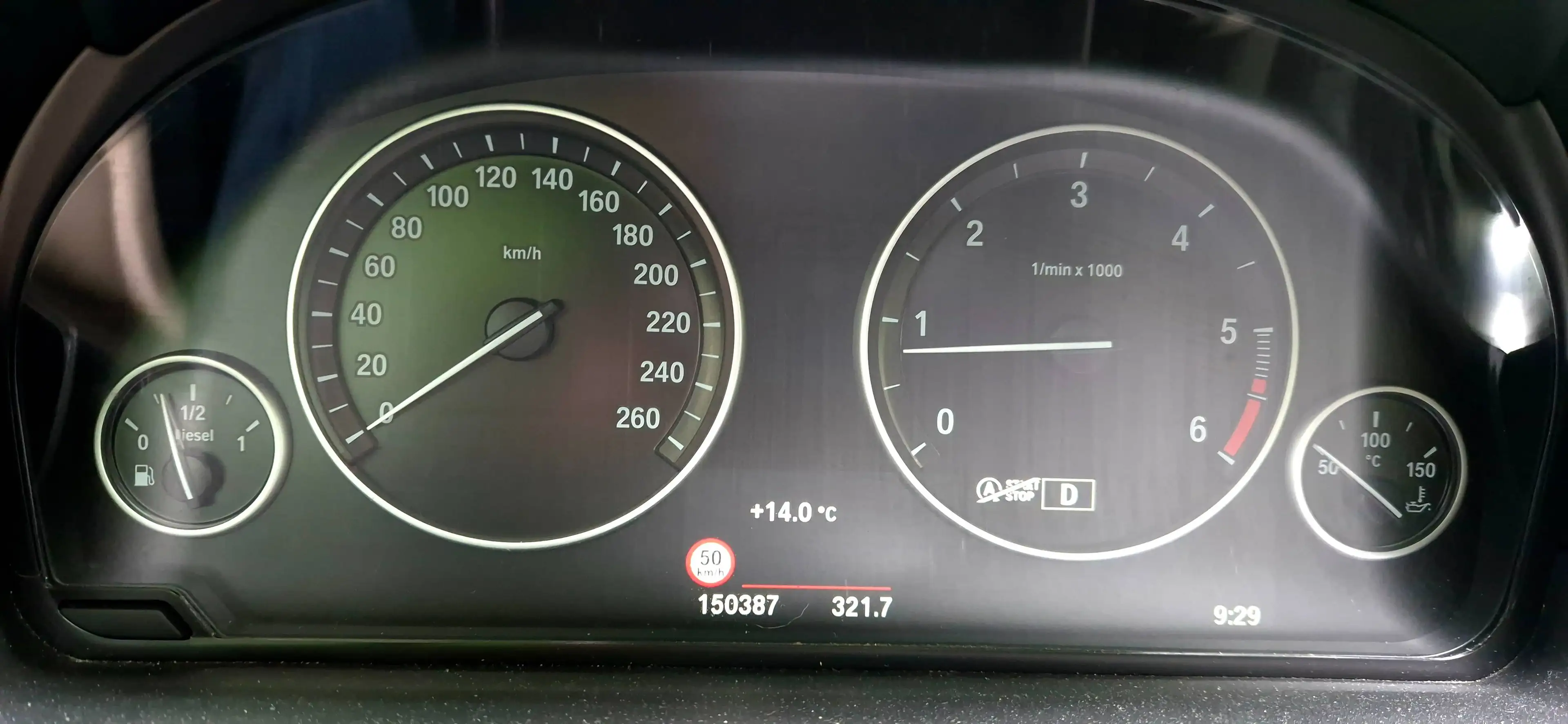 BMW 518 518 dA      EURO 6b  FULL OPTION    CT ET CAR PASS   GARANTIE 12 MOIS PRET A IMMATRICULATION — photo 4