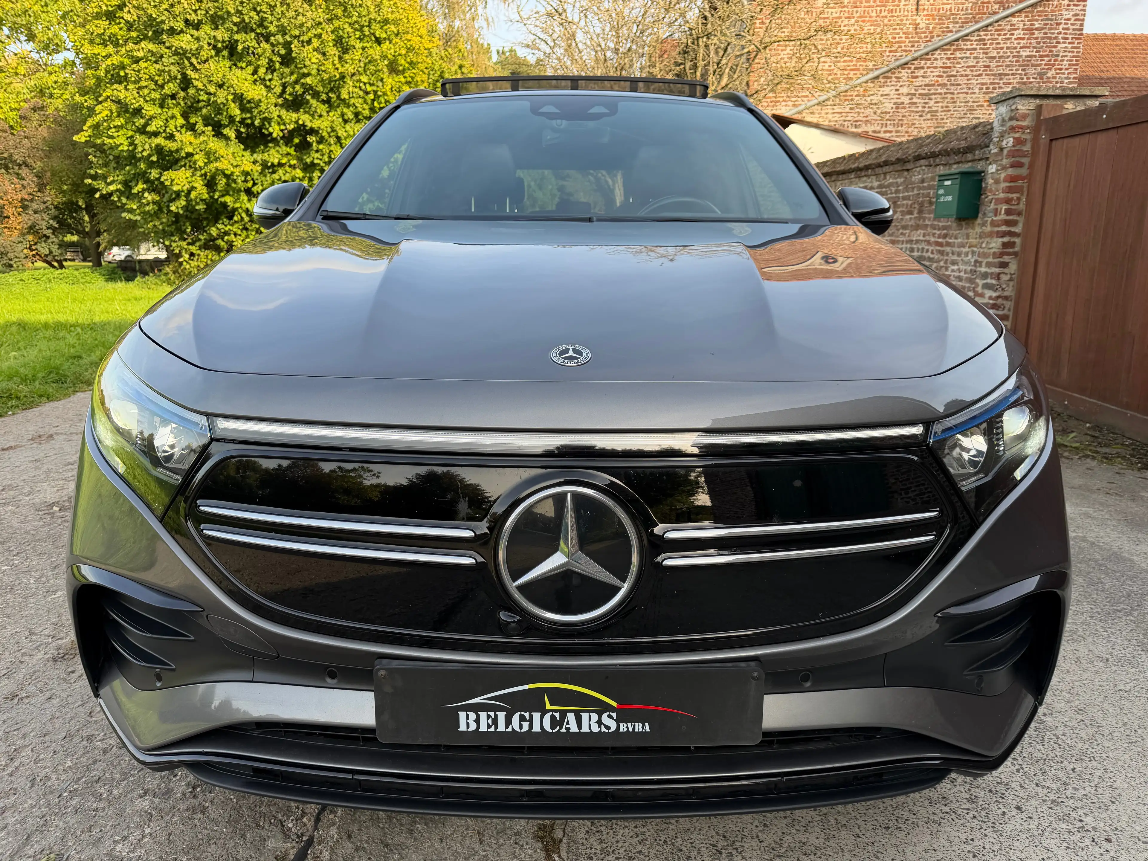 Mercedes-Benz EQA 250 AMG Line *PANO || HUD || ATELAGE || TVA || LED PACK* — photo 7