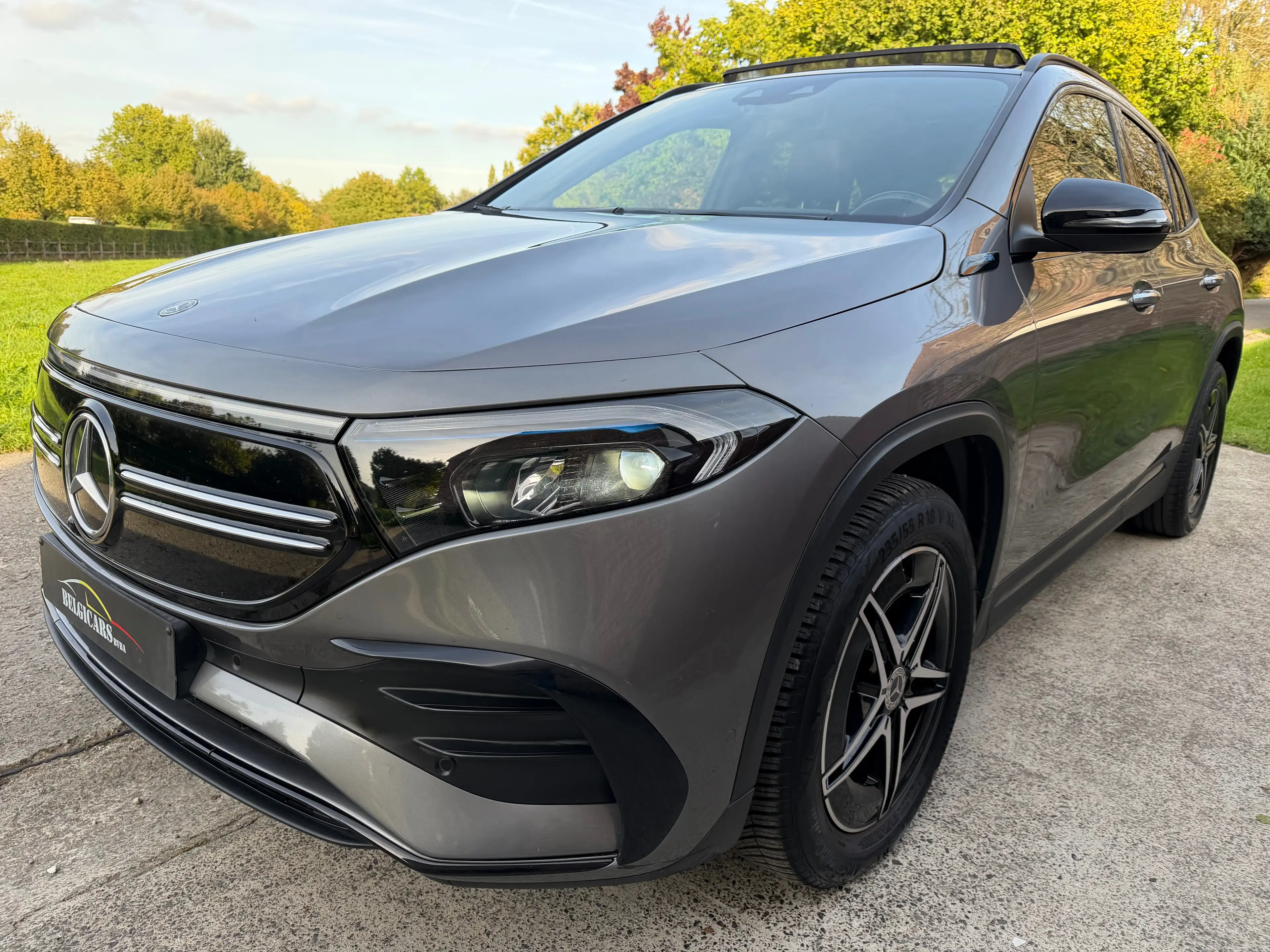 Mercedes-Benz EQA 250 AMG Line *PANO || HUD || ATELAGE || TVA || LED PACK* — photo 6