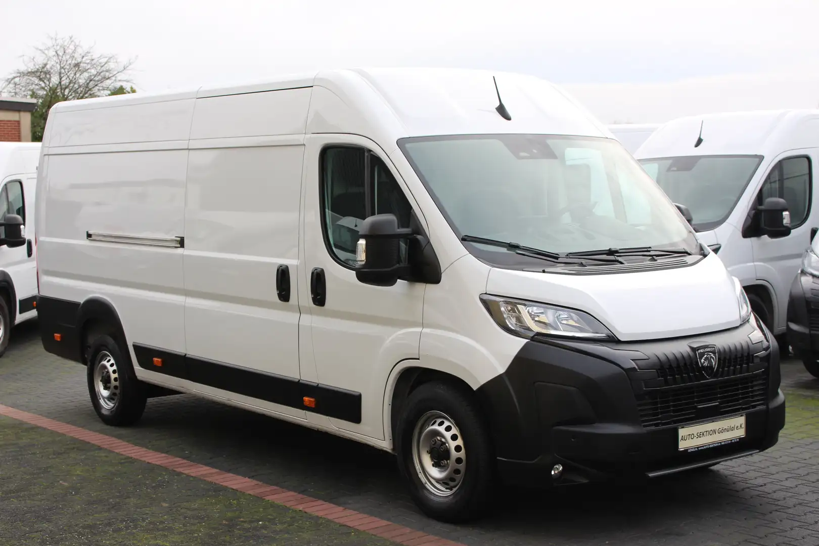 Peugeot Boxer 35 L4H2 180 *360°PDC*Kamera*Tempomat*Holz Weiß - 1