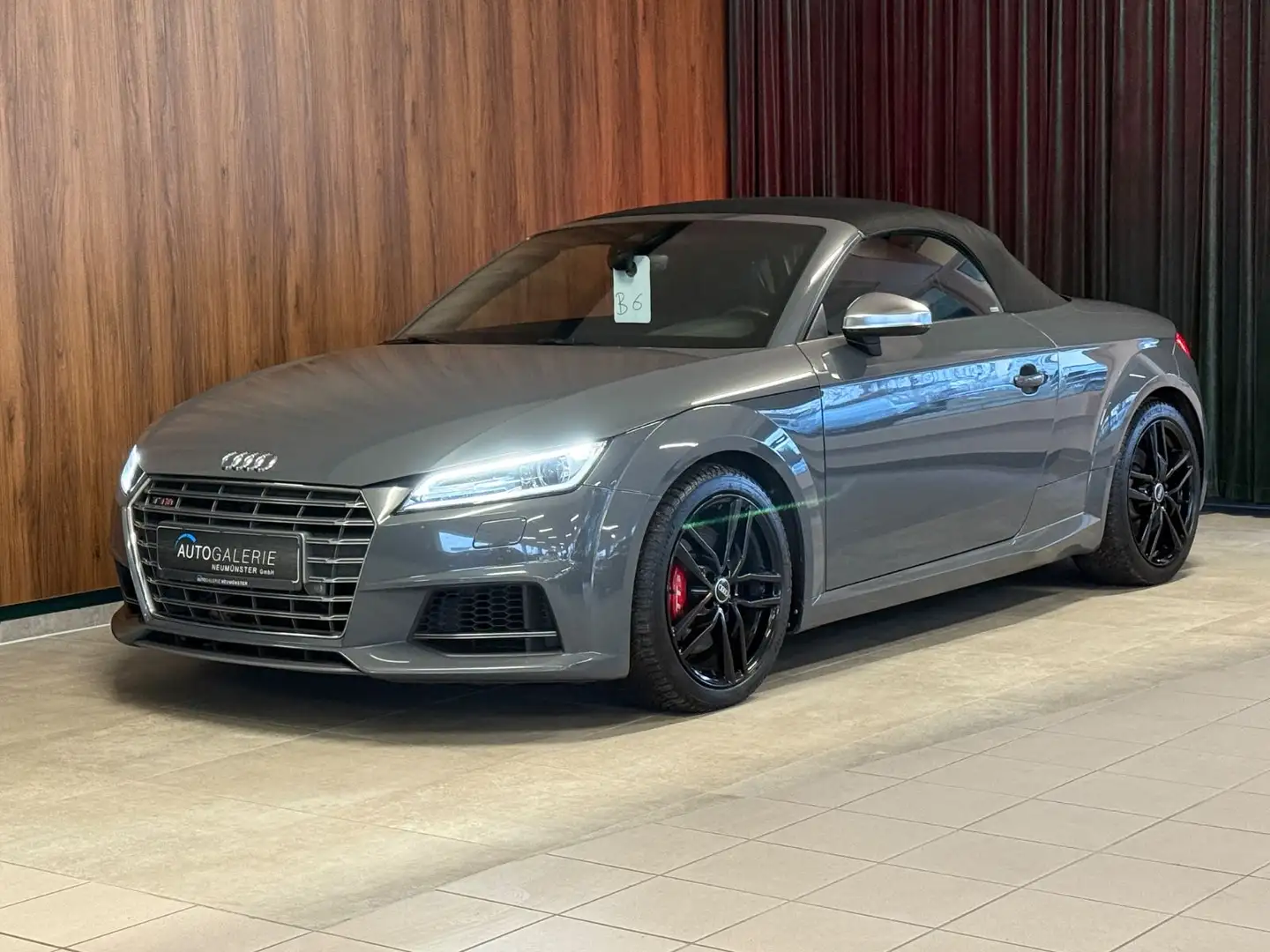 Audi TTS °Virtual Cockpit°Drive Select°Alcantara° Grau - 1