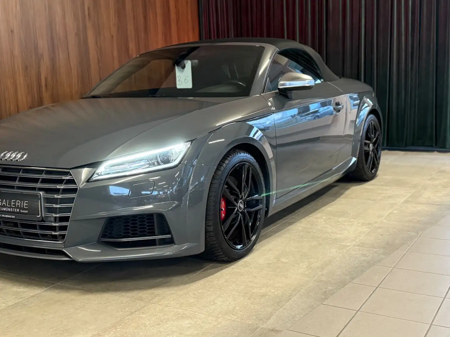 Audi TTS °Virtual Cockpit°Drive Select°Alcantara° Grau - 2