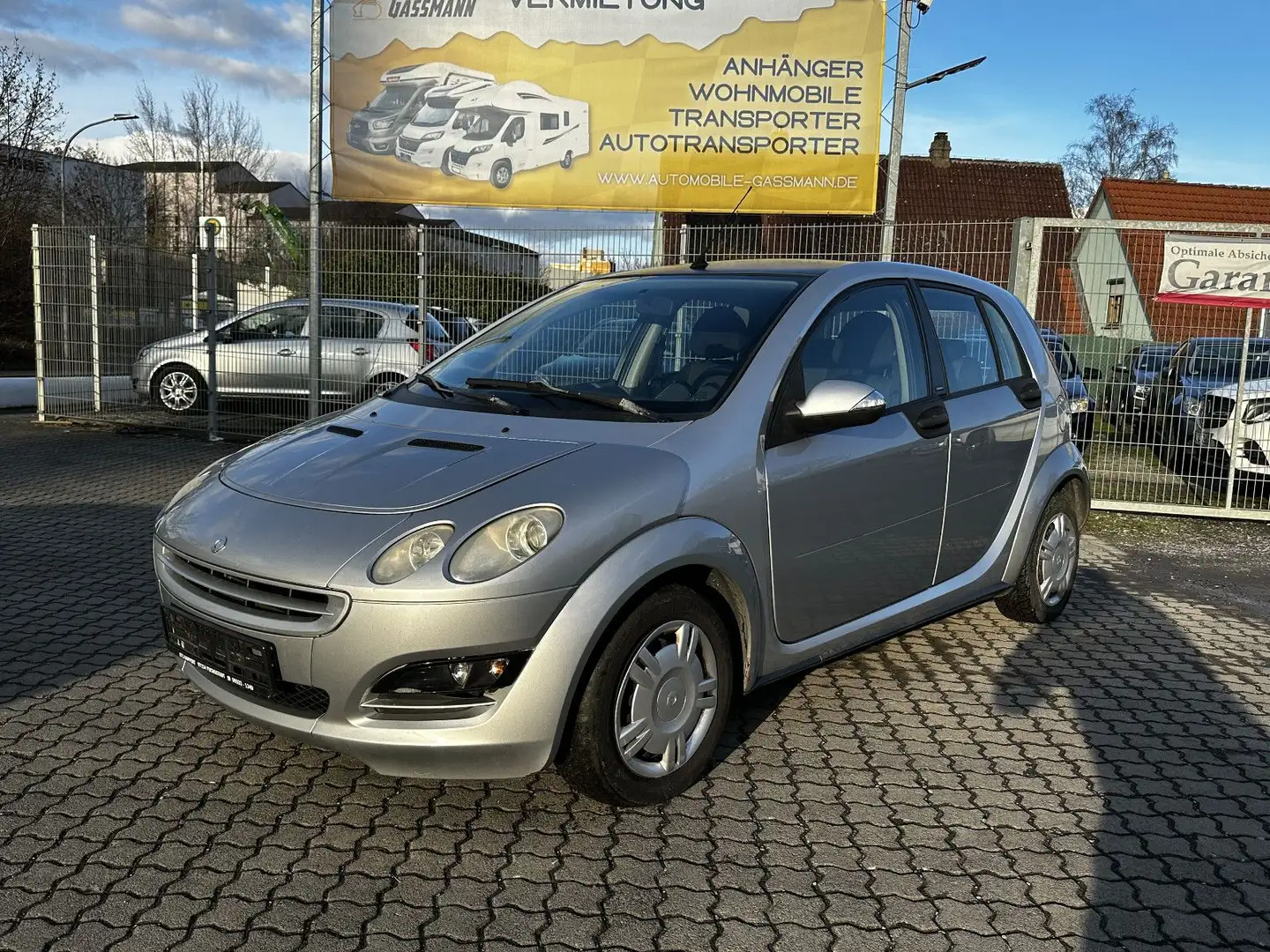 smart forFour 1.1i Panorama Klima-AC SHZ 5-Türig Plateado - 1