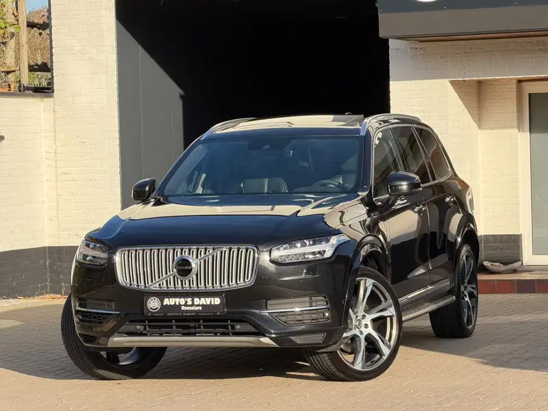 VOLVO Xc90
