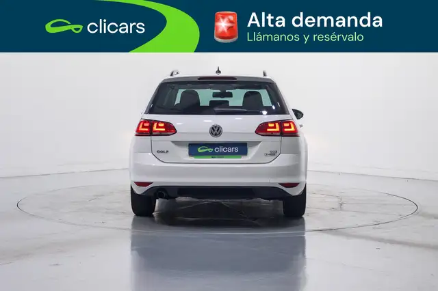 Volkswagen Golf view 4
