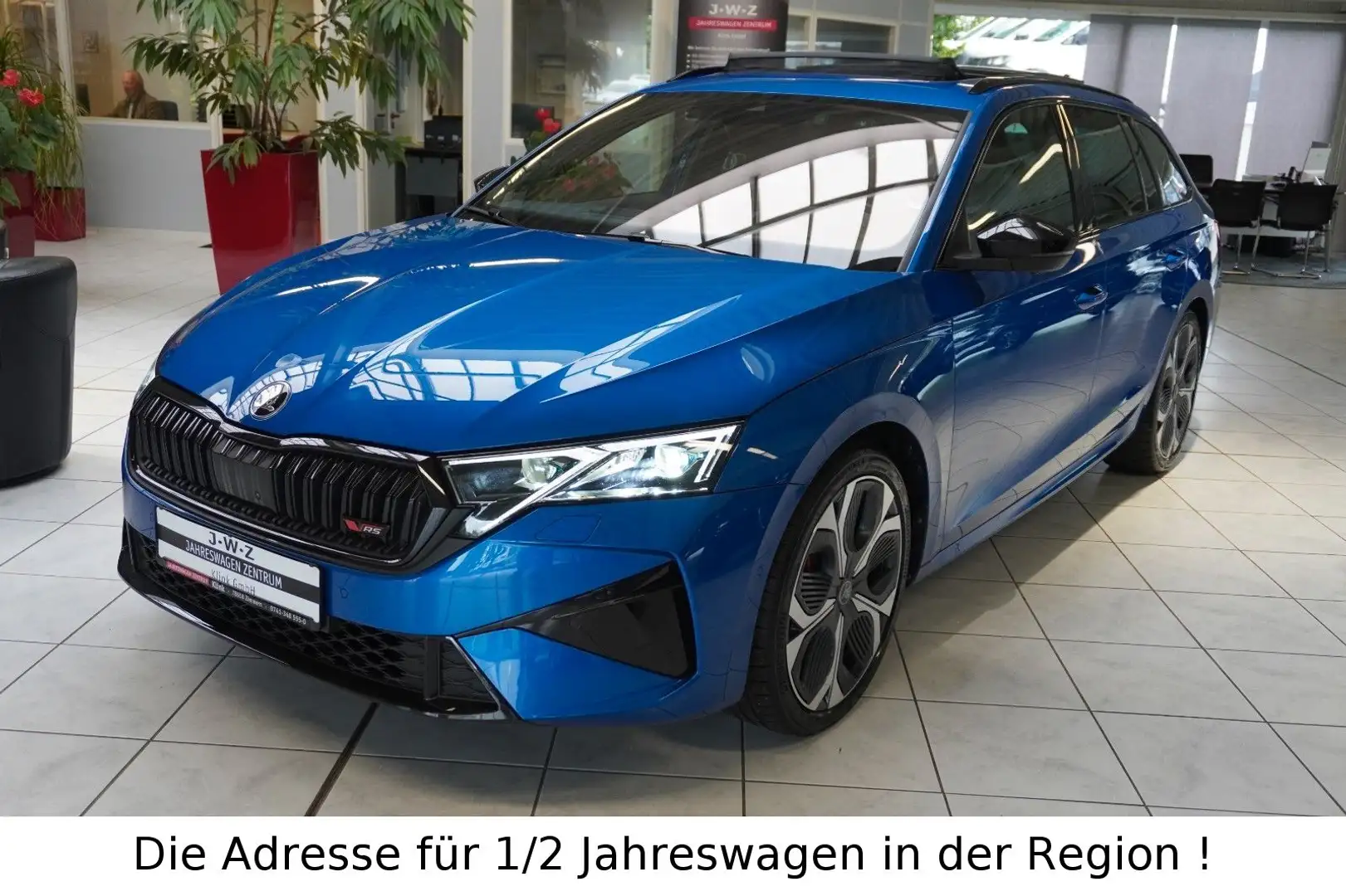 Skoda Octavia Kombi RS 2.0 TSI DSG*AHK*PANO*HEADUP*360 Blauw - 1