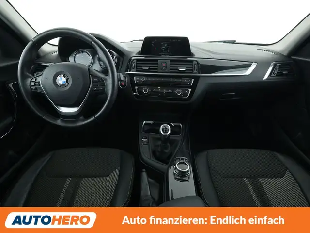 BMW 1 Series view 12