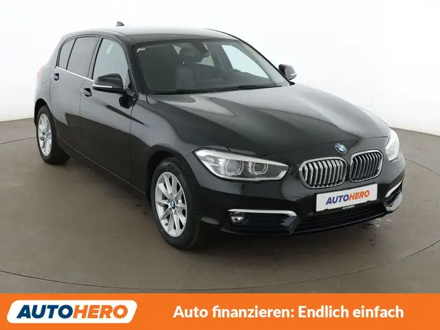 BMW 1 Series view 8