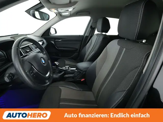 BMW 1 Series view 10