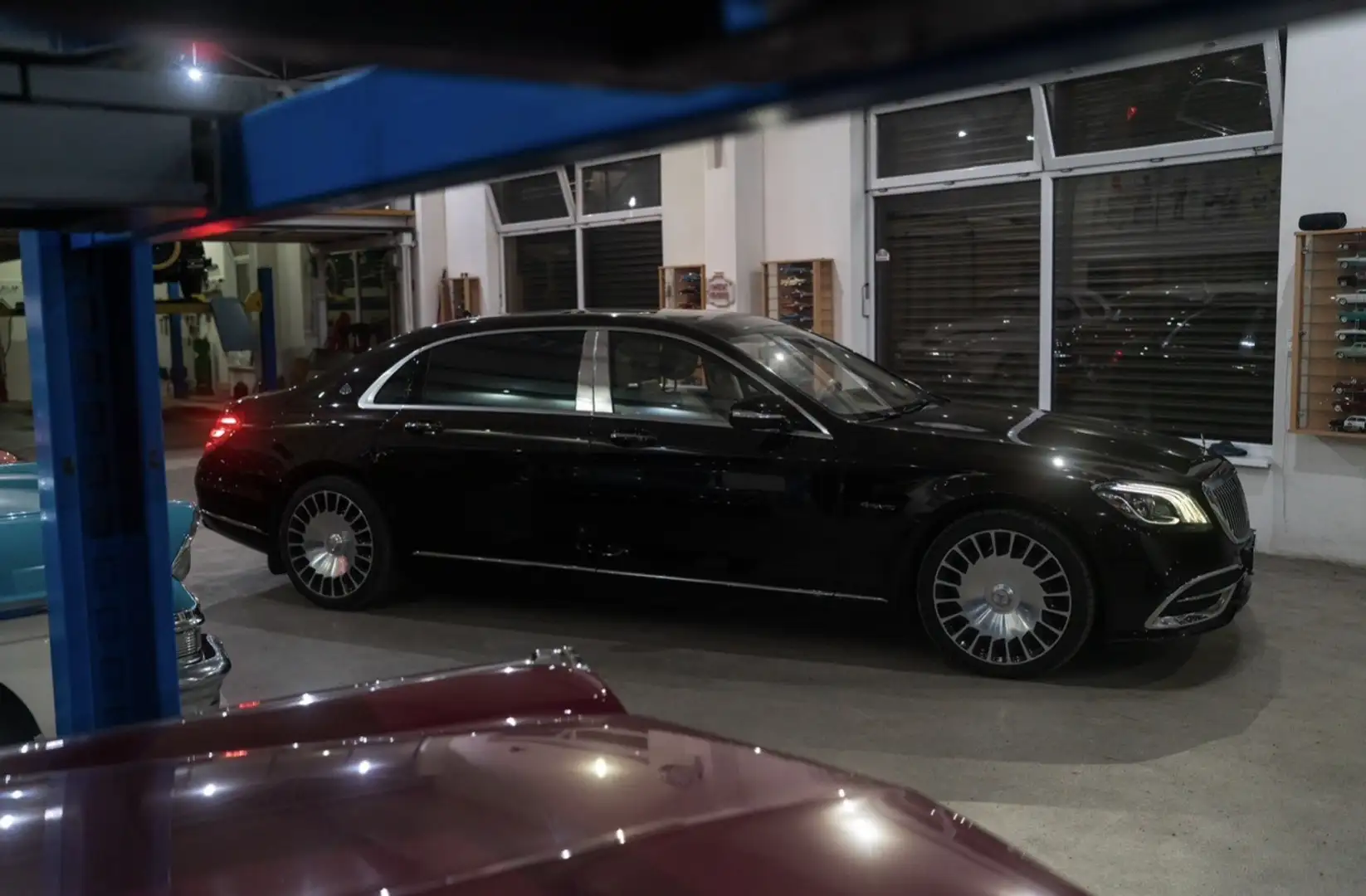 Mercedes-Benz Maybach S-Klasse S 560 4Matic 9G-TRONIC - 1