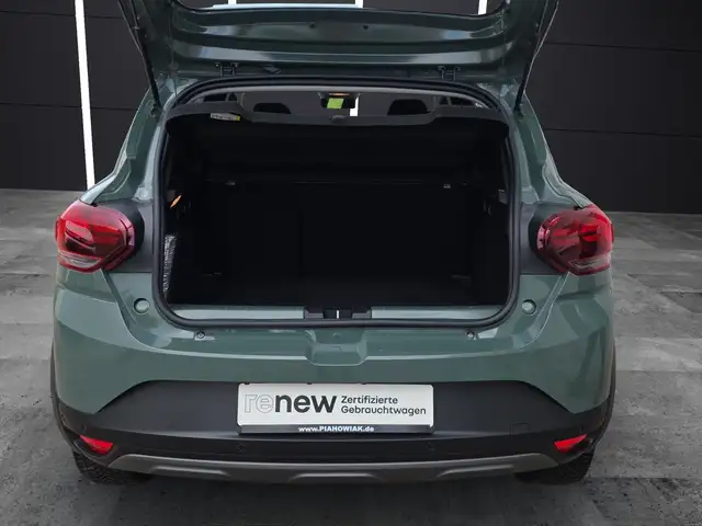 Dacia Sandero view 8
