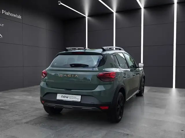 Dacia Sandero view 3