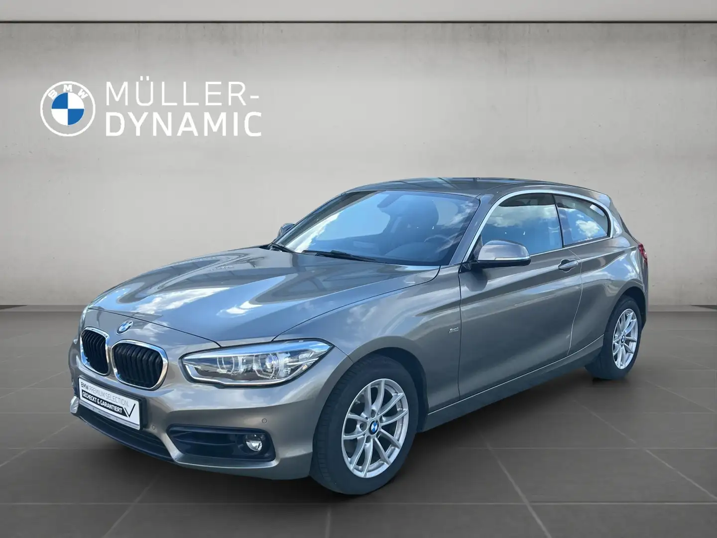 BMW 118 d SPORT LINE LED NAVI HIFI TEMPOMAT SHZ Argent - 1
