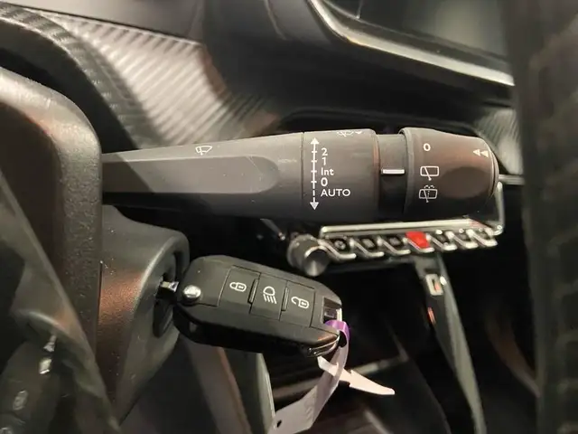 Peugeot 2008 view 23