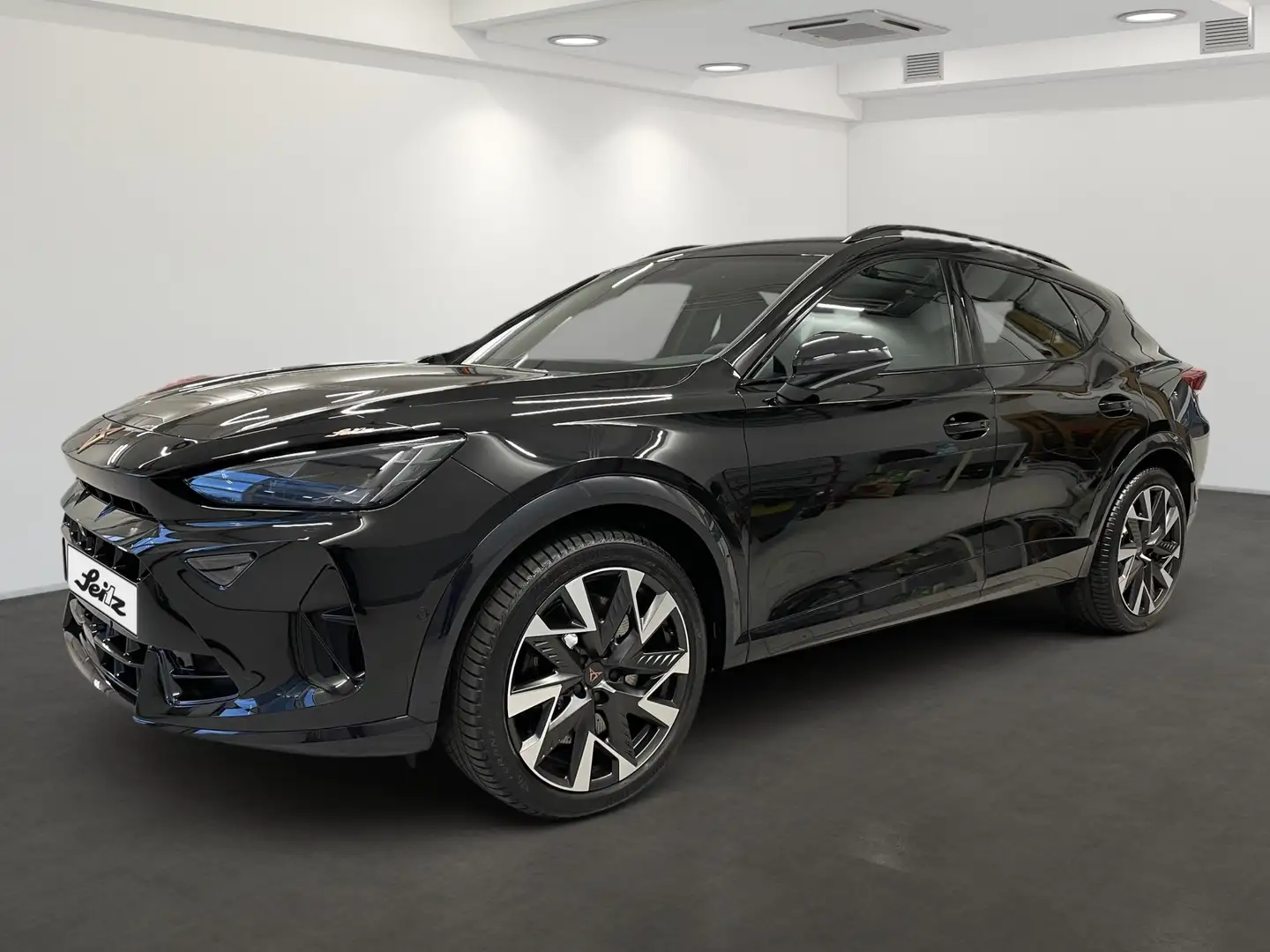 CUPRA Formentor 2.0 TSI 4Drive VZ *AHK*MATRIX*KAMERA*NAVI* Zwart - 2