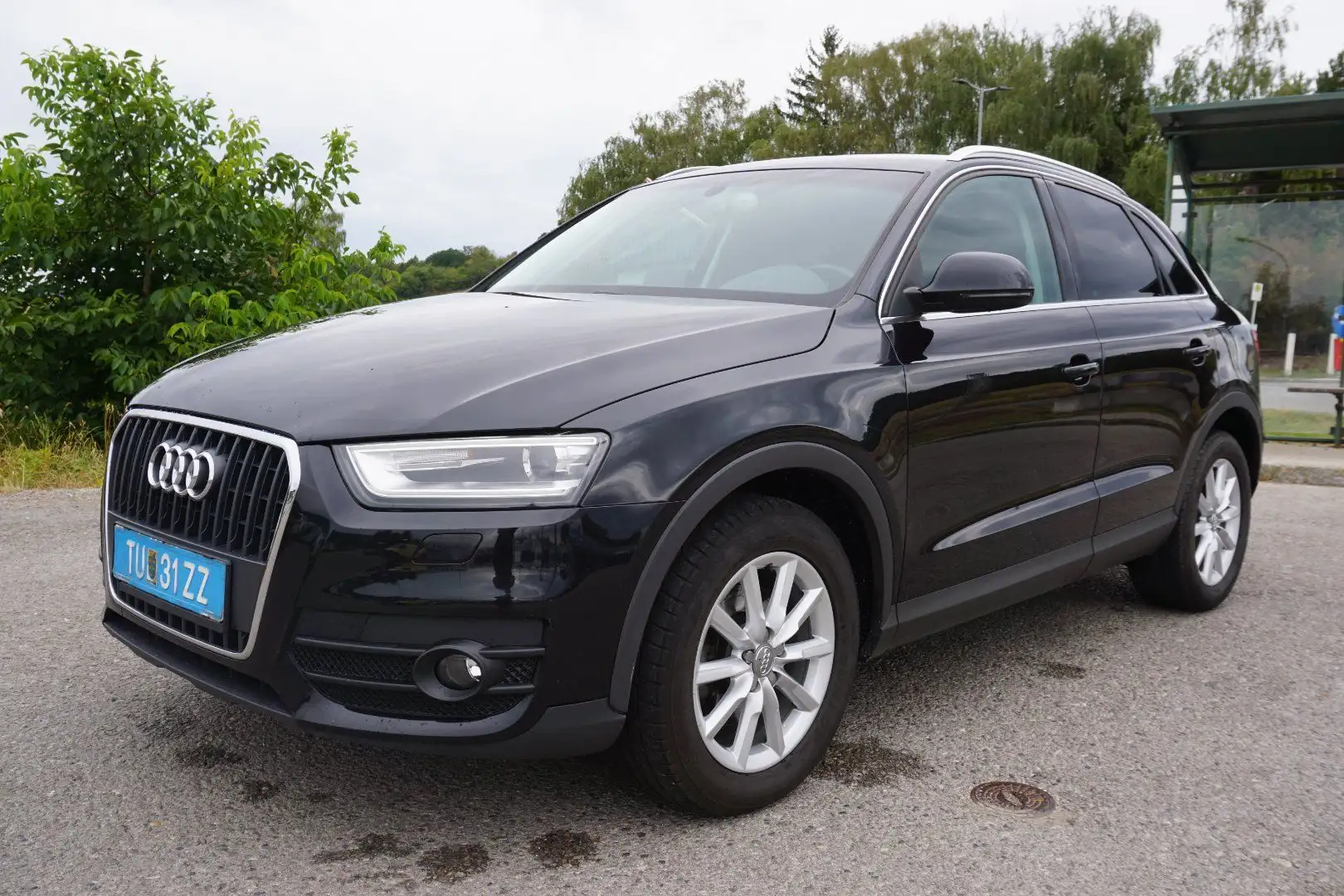 Audi Q3 2.0 TDI Schwarz - 2