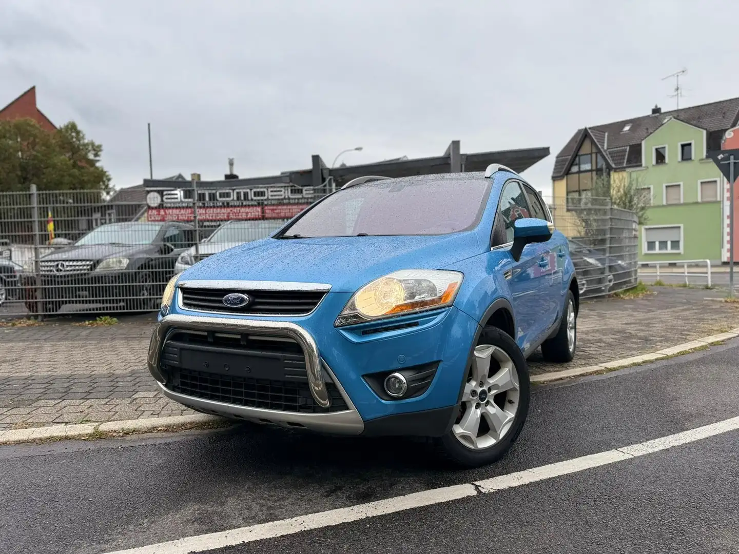 Ford Kuga Titanium2Hand*VolleHistorie*TÜV&ServiceNEU*Pano Blau - 1
