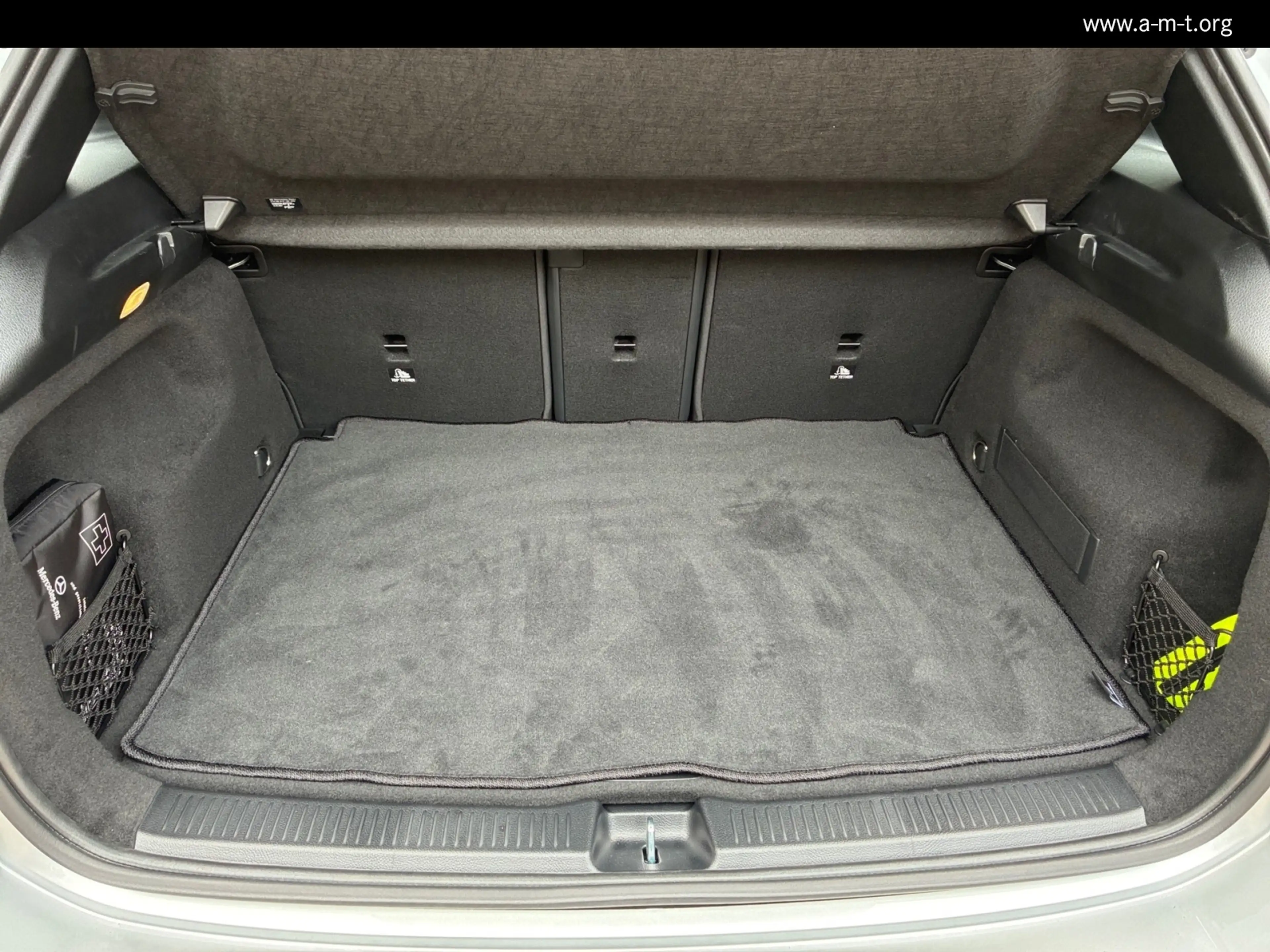 Mercedes-Benz B 200 B 200 AMG Line/Navi/Keyless-Go/Autom./LED/AHK — photo 12