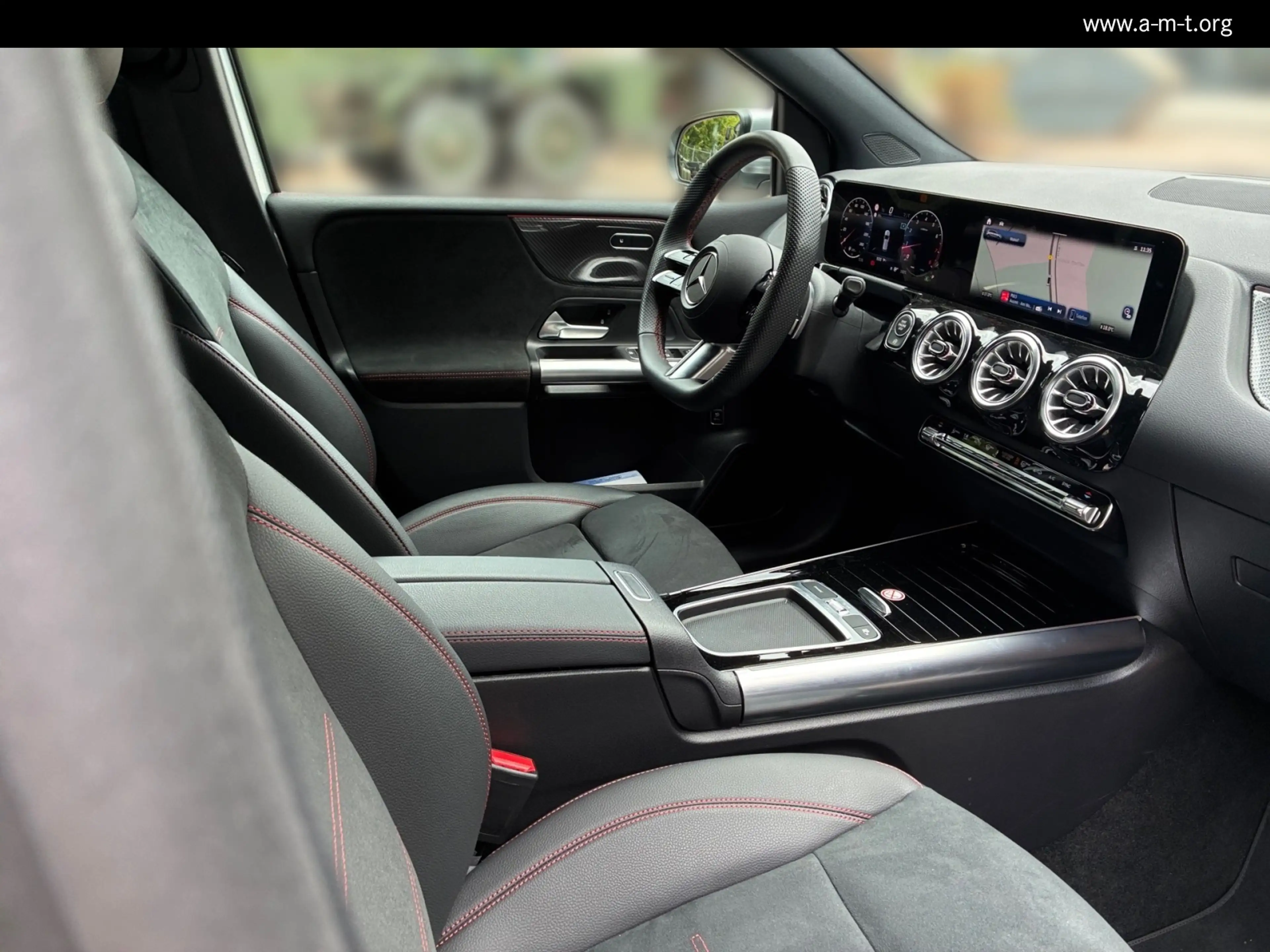 Mercedes-Benz B 200 B 200 AMG Line/Navi/Keyless-Go/Autom./LED/AHK — photo 14