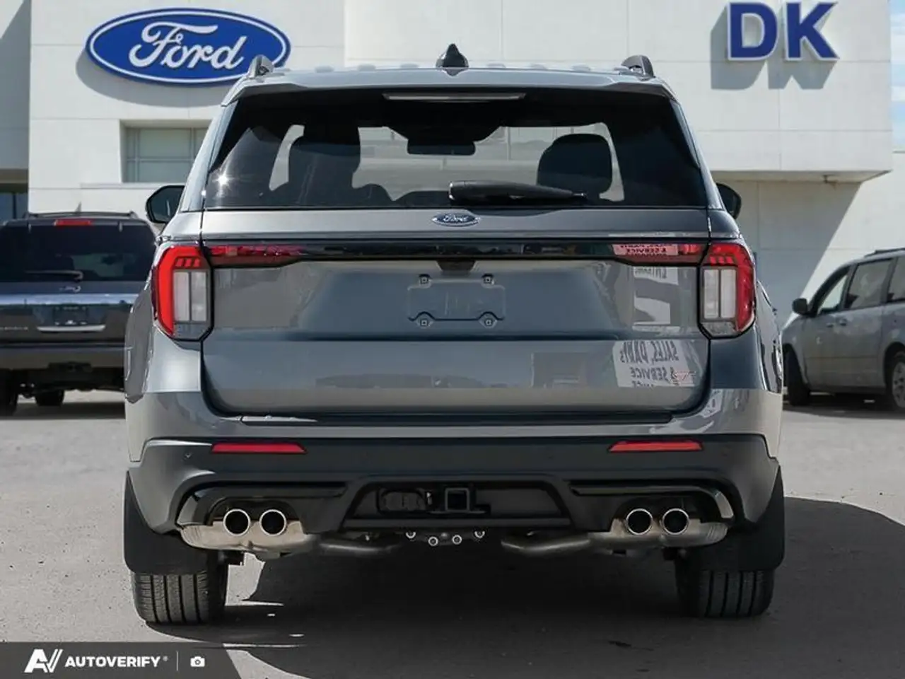 Ford Explorer снимка Ford Explorer