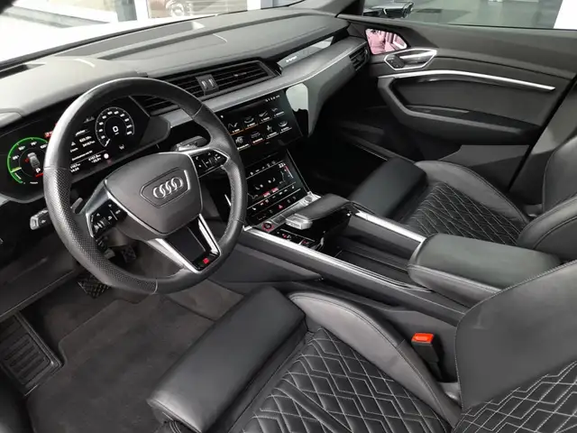 Audi e-tron SB 95 quattro S-LINE *NP: € 123.766.- / 22 ZOLL / SKY / MATRIX-LED / AHV & KAMERA / SPORTSITZE PLUS* Ansicht 10