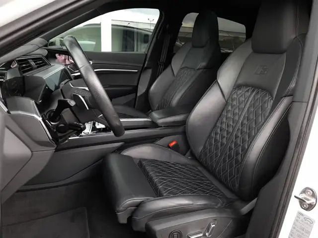 Audi e-tron SB 95 quattro S-LINE *NP: € 123.766.- / 22 ZOLL / SKY / MATRIX-LED / AHV & KAMERA / SPORTSITZE PLUS* Ansicht 11