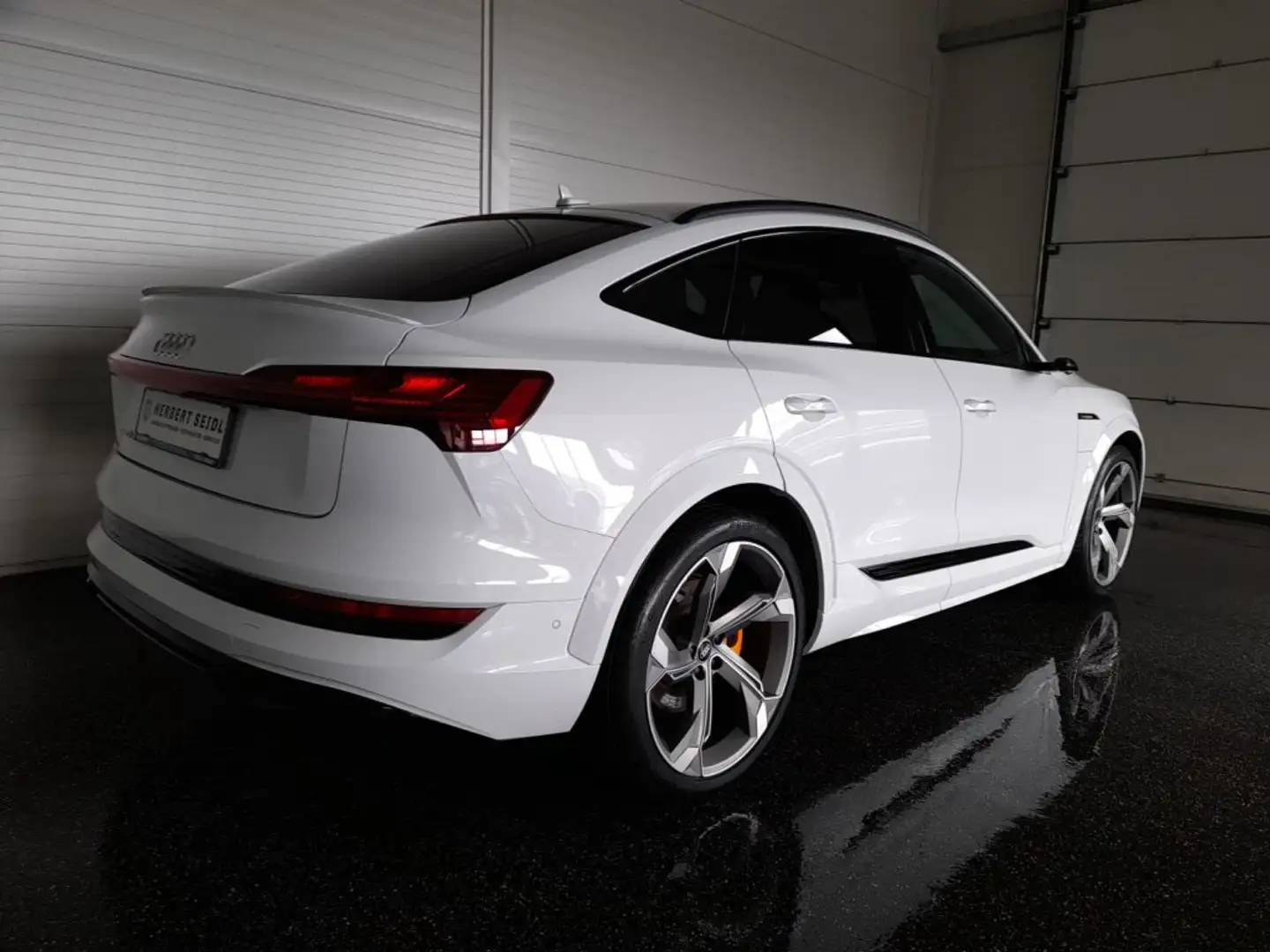 Audi e-tron SB 95 quattro S-LINE *NP: € 123.766.- / 22 ZOLL / SKY / MATRIX-LED / AHV & KAMERA / SPORTSITZE PLUS* Weiß - 2