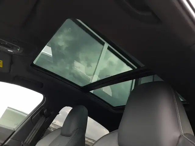 Audi e-tron SB 95 quattro S-LINE *NP: € 123.766.- / 22 ZOLL / SKY / MATRIX-LED / AHV & KAMERA / SPORTSITZE PLUS* Ansicht 12