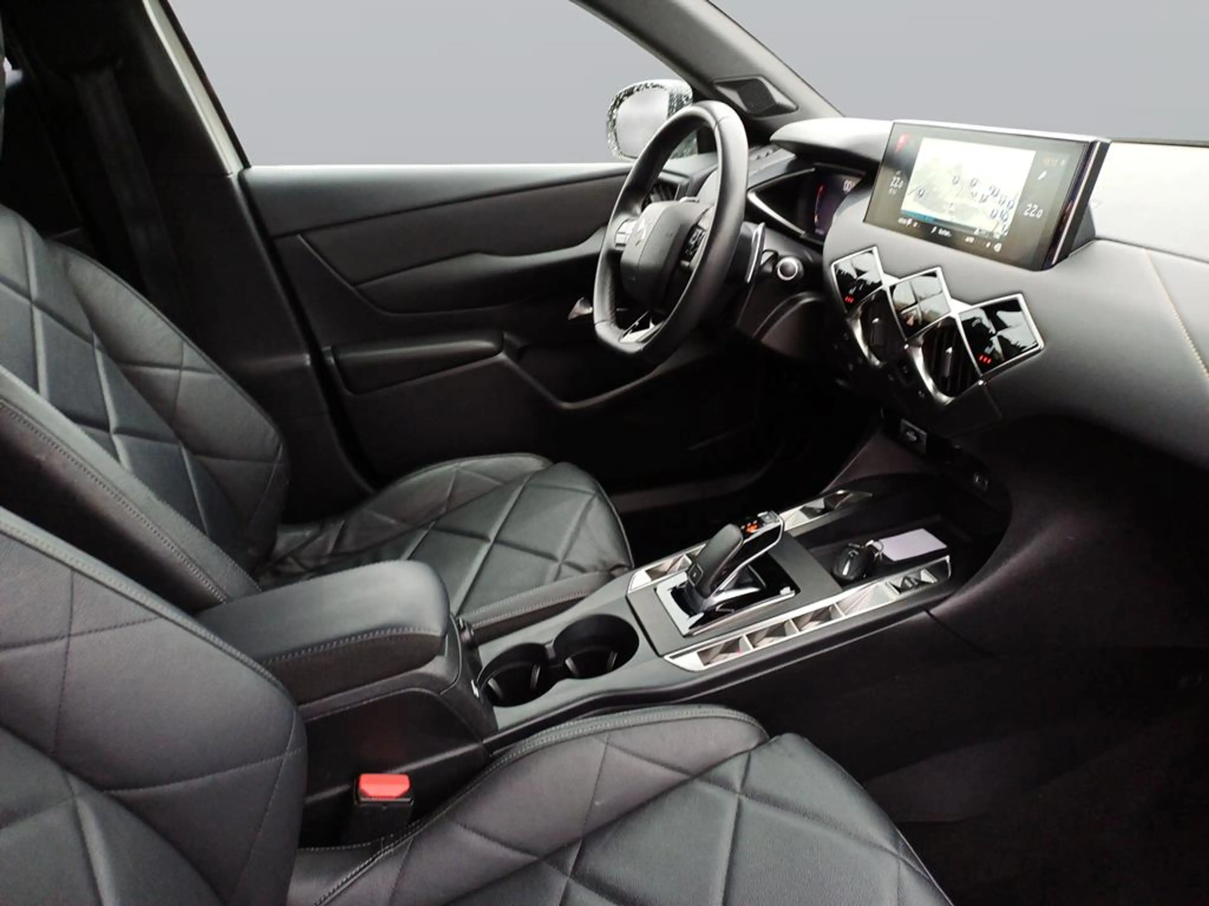 DS Automobiles DS 3 Crossback Blue HDI 130 Rivoli EAT8 — photo 11