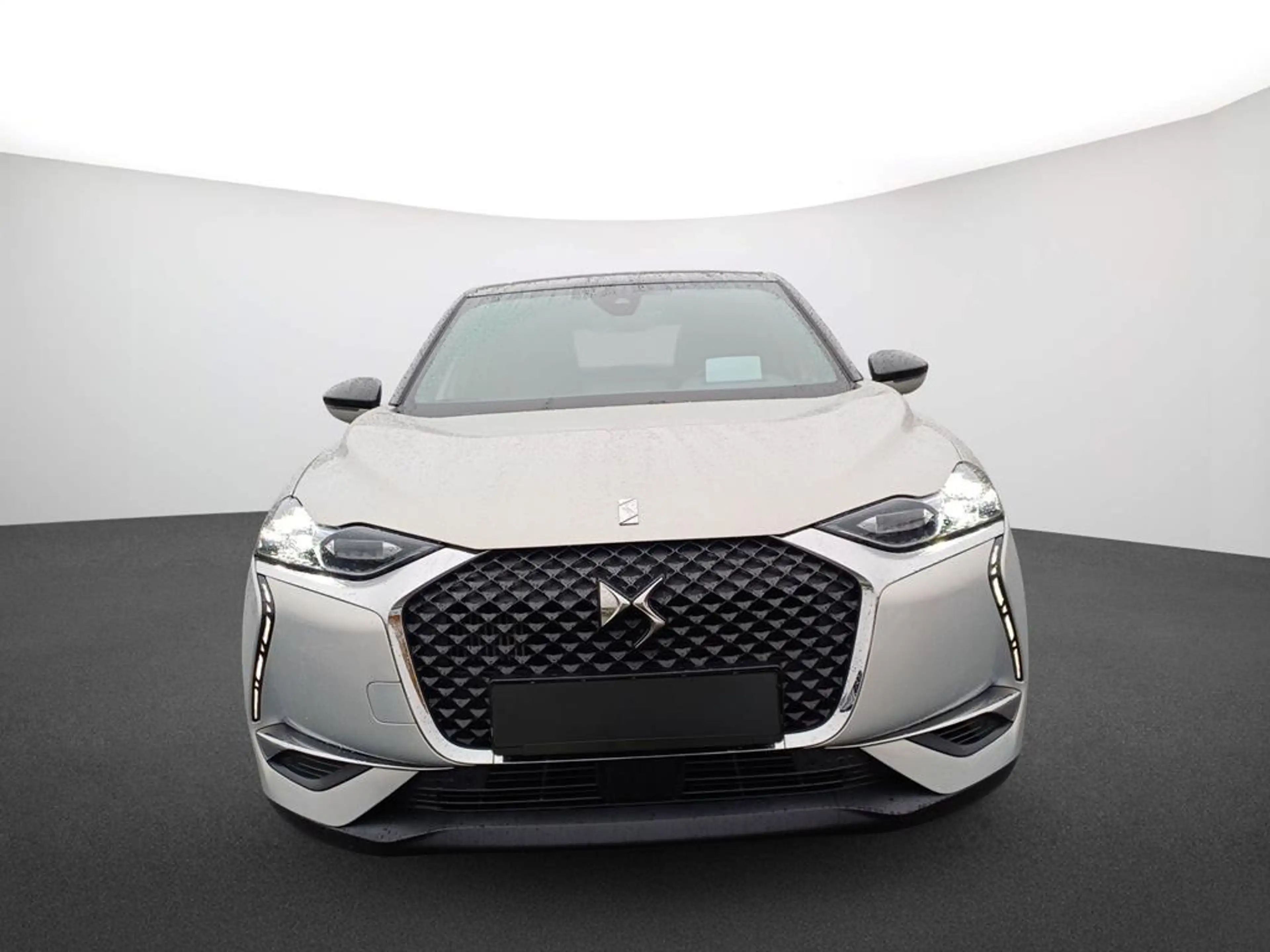 DS Automobiles DS 3 Crossback Blue HDI 130 Rivoli EAT8 — photo 3