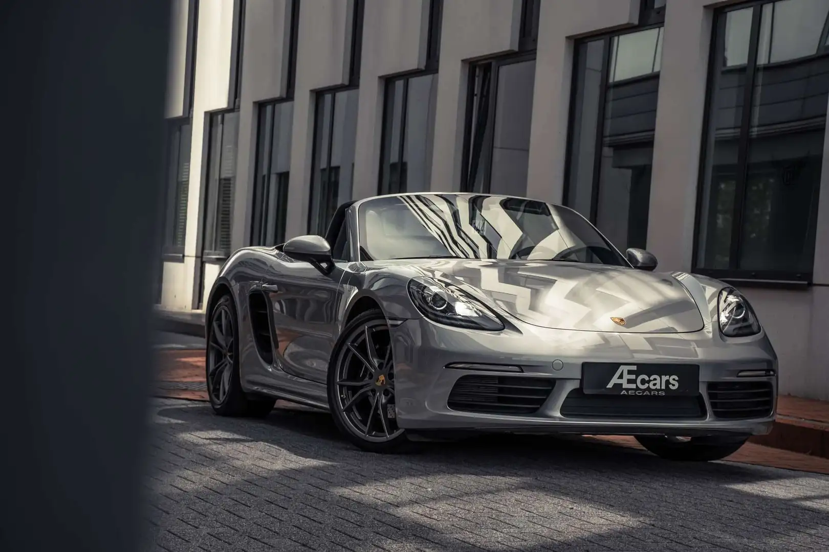 Porsche Boxster 718 *** 2.0T / MANUAL / BELGIAN / 1 OWNER *** Plateado - 1