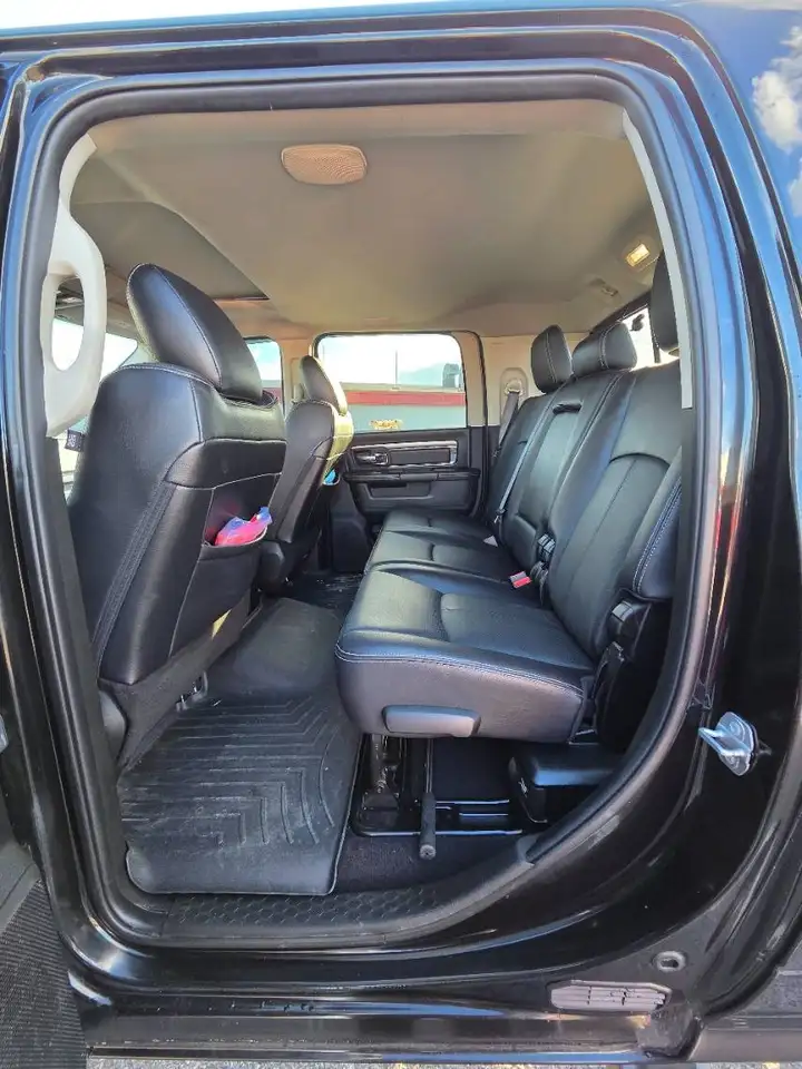 RAM 2500 снимка RAM 2500
