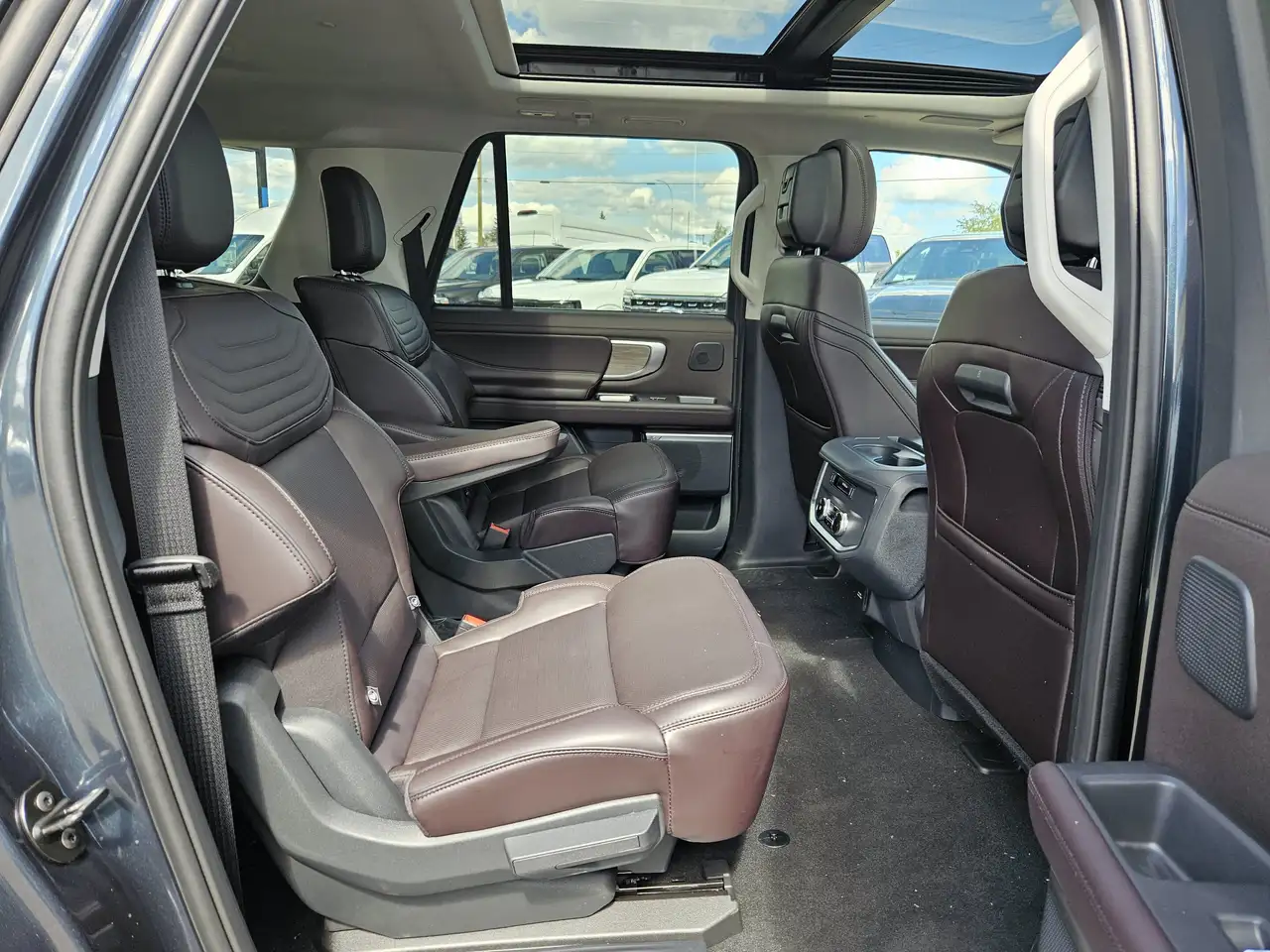 Ford Expedition photo Ford Expedition