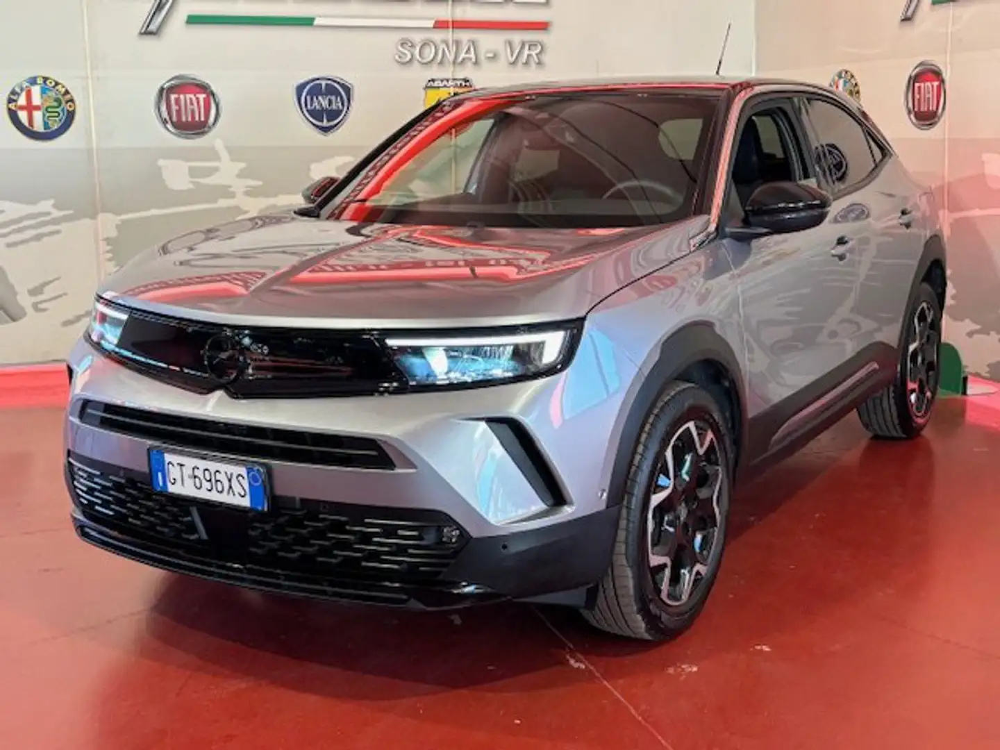 Opel Mokka Mokka 1.2 Turbo 136 CV Ultimate Gris - 2