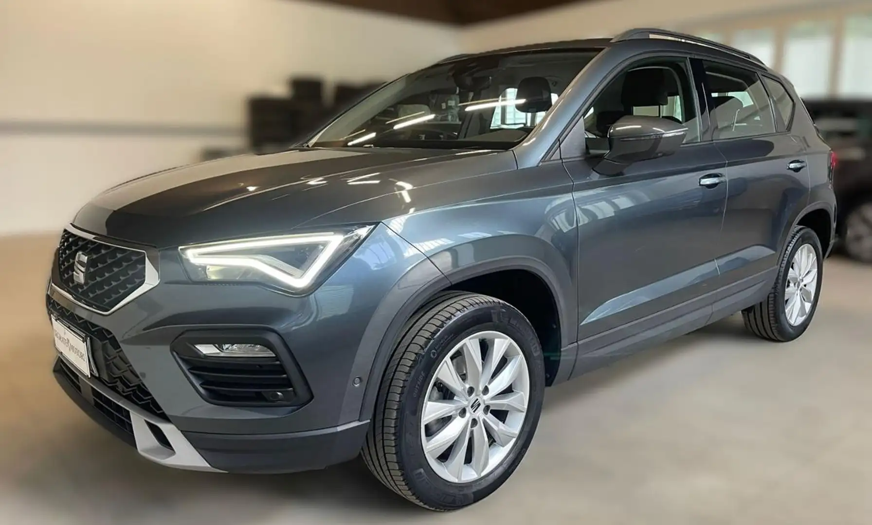 SEAT Ateca 1.0 TSI XPERIENCE Grigio - 1