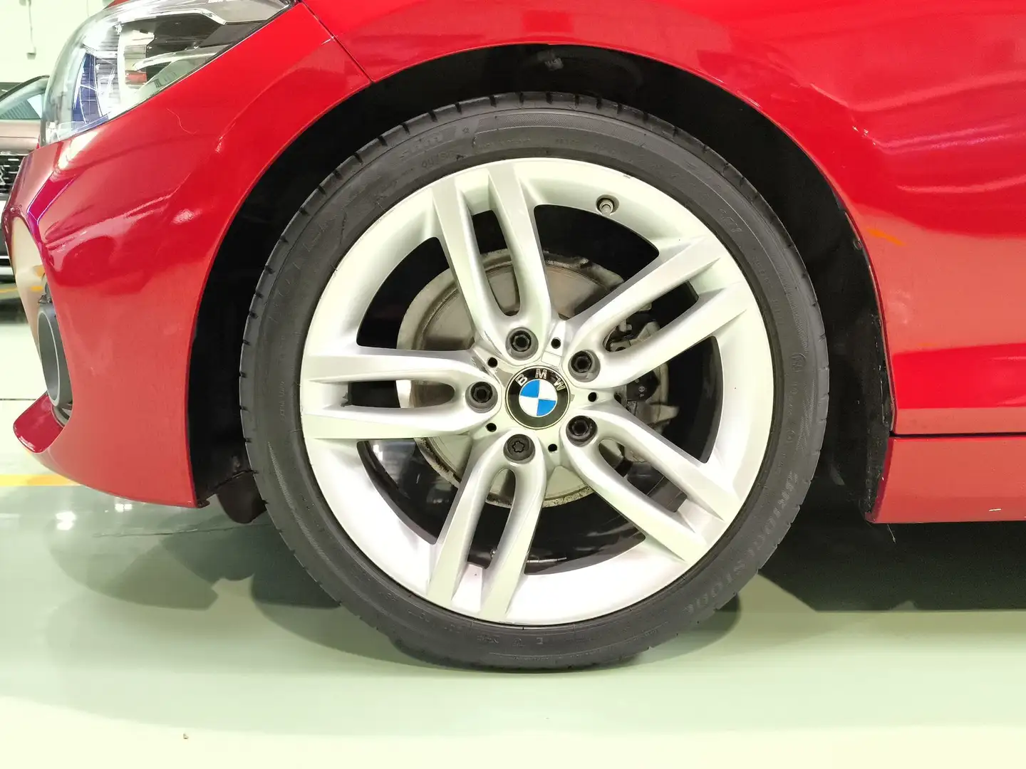 BMW 118 118d Rouge - 2