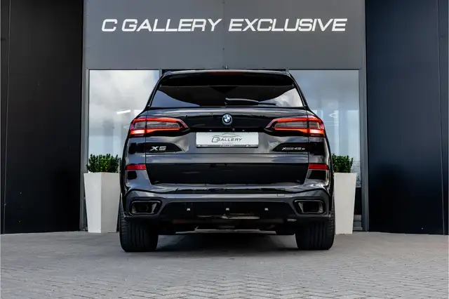 BMW X5 view 6