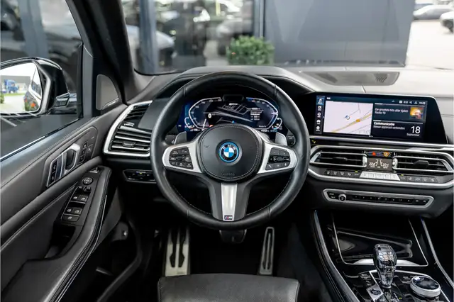 BMW X5 view 17