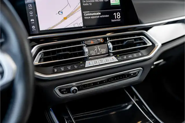 BMW X5 view 20
