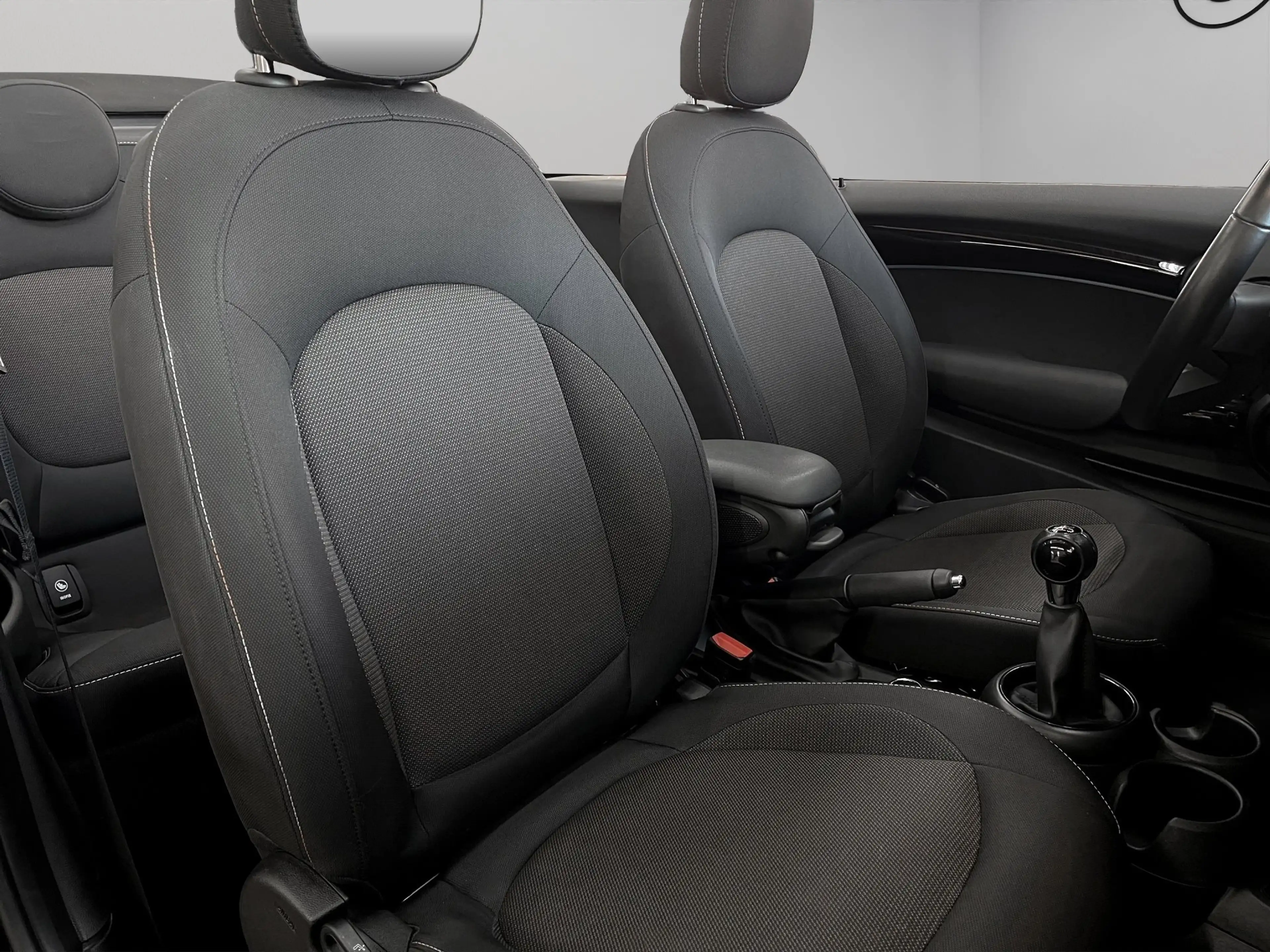 MINI Cooper Cabrio Cooper Cabrio LED Tempomat Klimaautomatik — photo 12