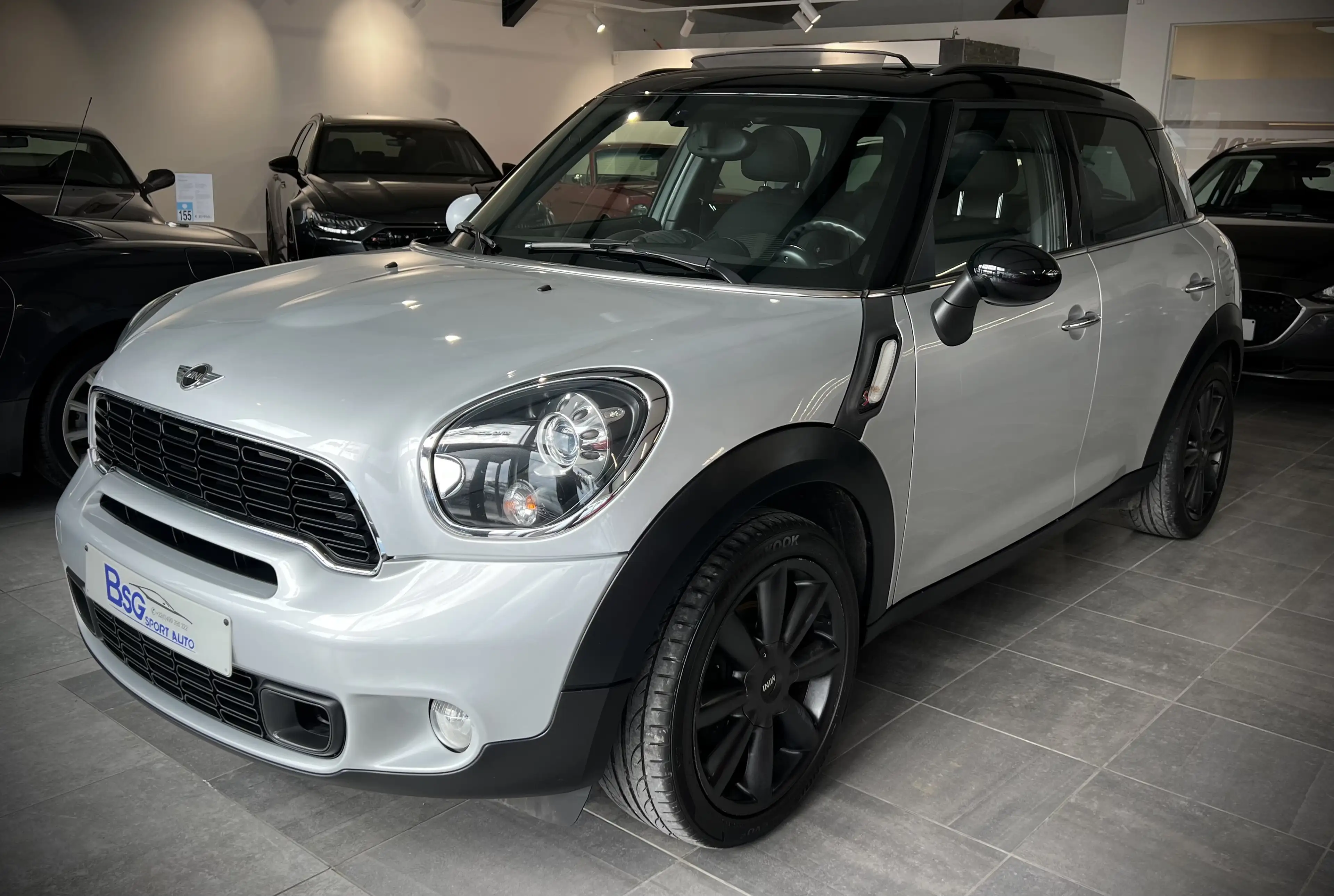 MINI Cooper SD Countryman 2.0 *TOIT PANO*CLIM*RADAR*XENON*EURO 5b