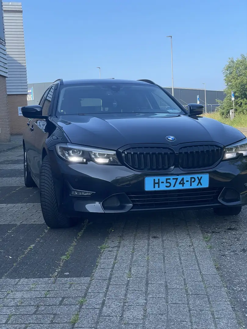 BMW 318 perfect onderhouden , 95% snelweg km Zwart - 2