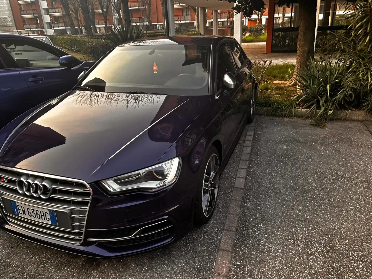 Audi S3 Sedan 2.0 tfsi quattro s-tronic Blau - 1