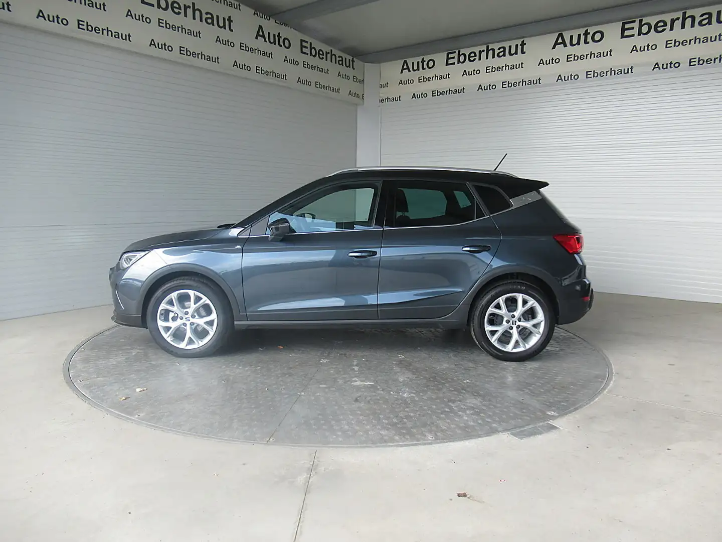 SEAT Arona 1,0 Eco TSI FR *LED *Tempomat *Klima *Kurvenlic... Grau - 2