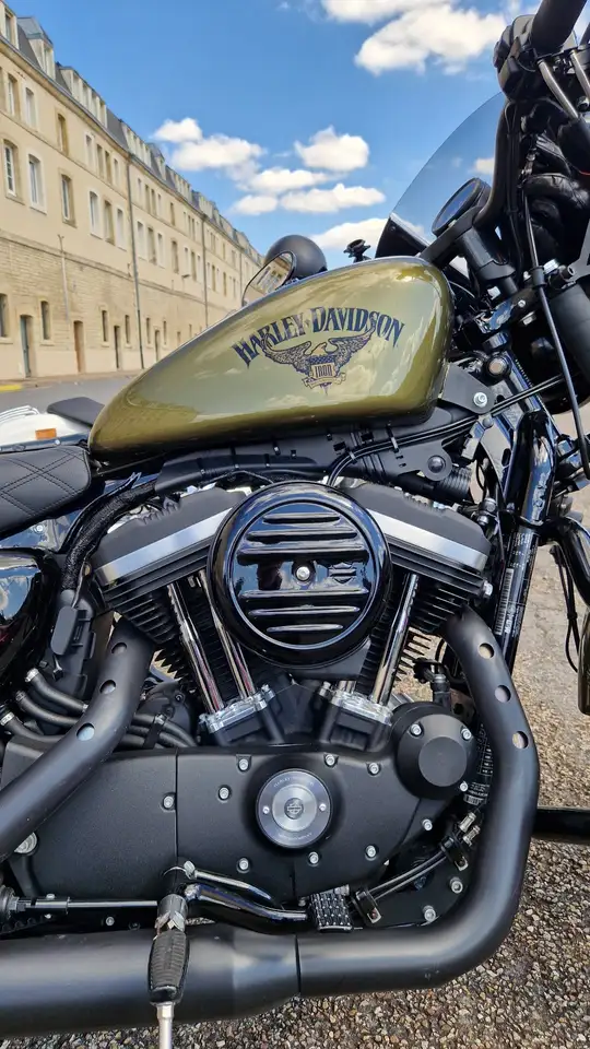 Harley-Davidson Iron 883