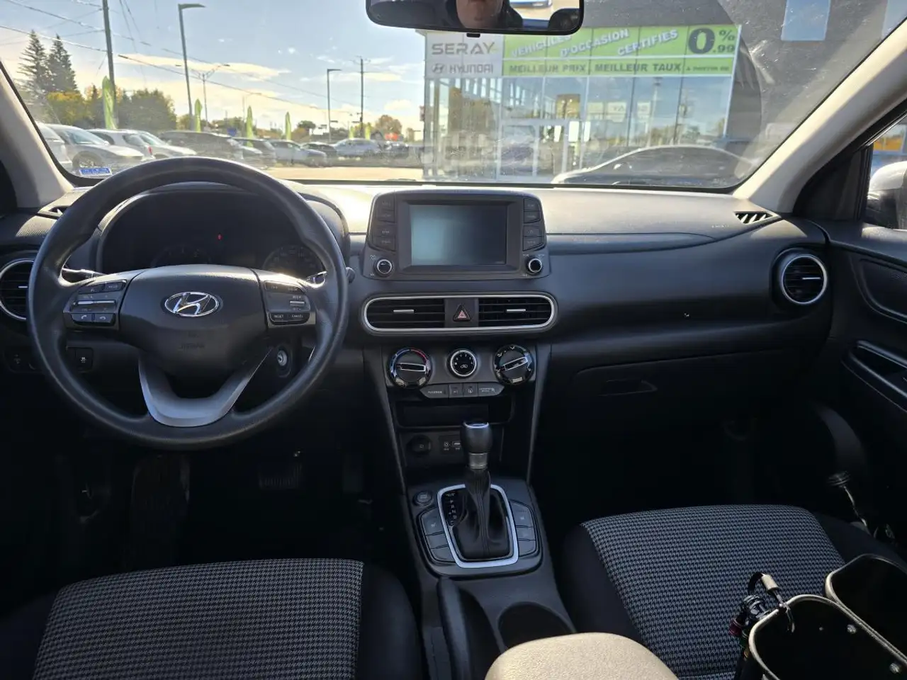 Hyundai KONA снимка Hyundai KONA